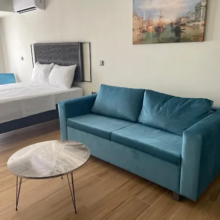 Olumpoy Residences 公寓 *